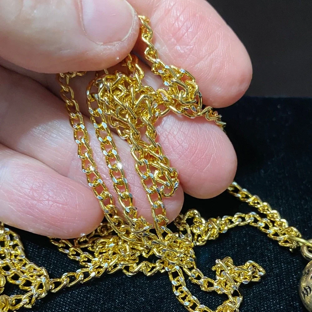Gold vintage Heart Pendant 44” chain Necklace